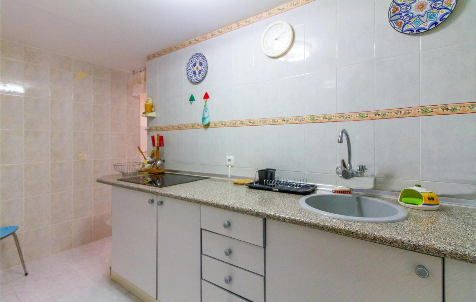 Stunning Apartment In Gandia With Kitchen Exterior photo